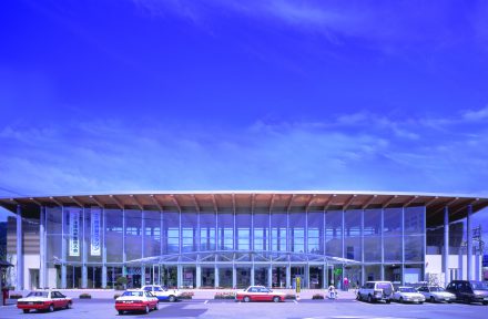 JR田沢湖駅舎／仙北市田沢湖観光情報センター