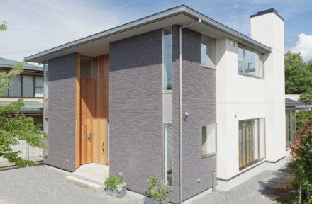 二世代の暮らしを繋ぐ家