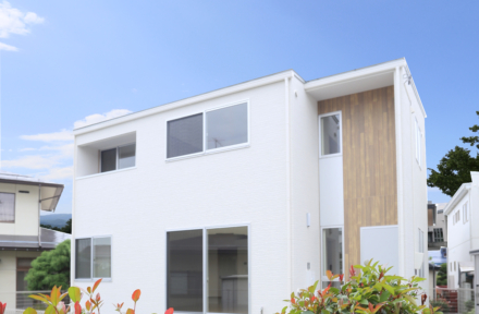 デザインの異なる2棟の賃貸住宅